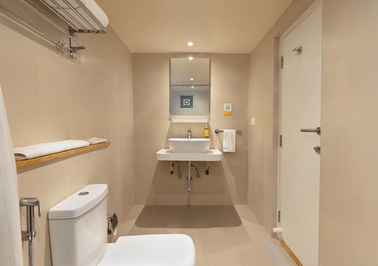 היידראבד Bloom Hotel Financial District מראה חיצוני תמונה
