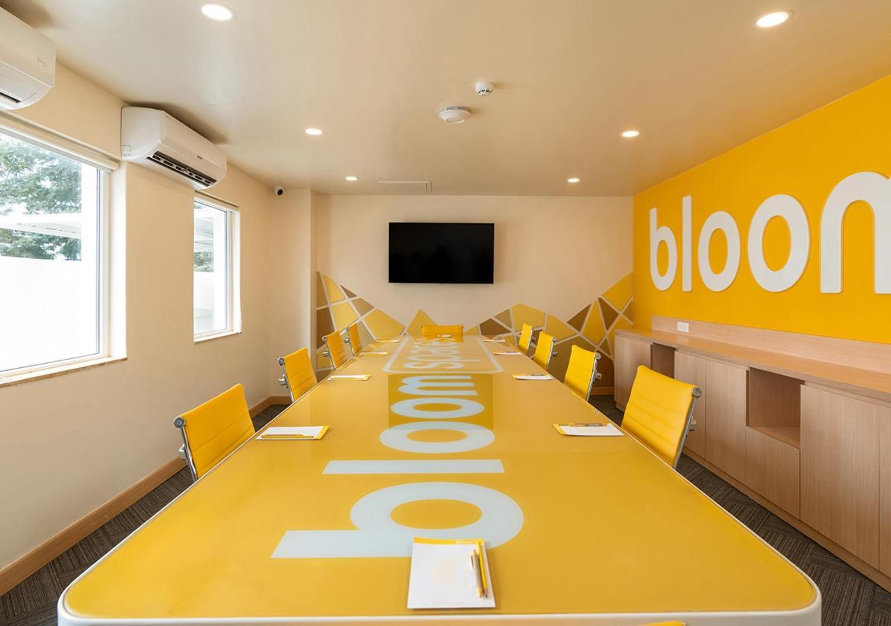 היידראבד Bloom Hotel Financial District מראה חיצוני תמונה